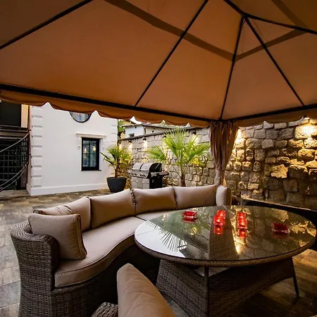 Διαμέρισμα Buk *